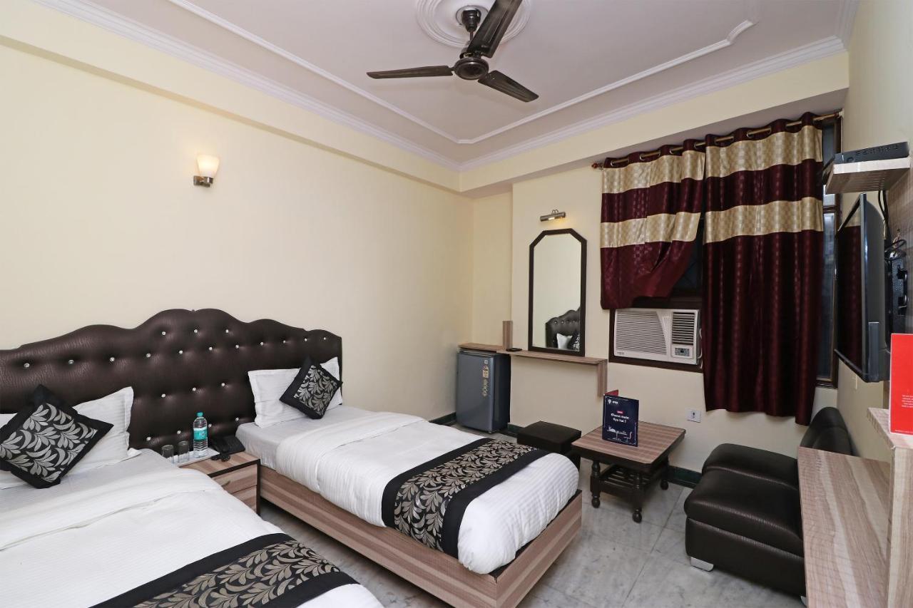 Oyo Hotel Silver Shine Near Gurudwara Shri Bangla Sahib Nova Deli Exterior foto